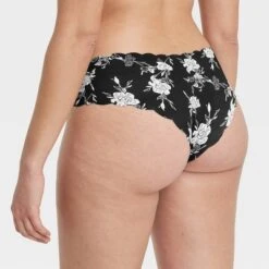 Women's Invisible Edge Cheeky Underwear With Scallop Edge - Auden™